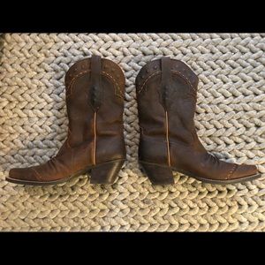 Ariat women’s Dixie cowboy boots